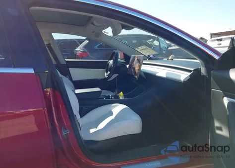 2018 Tesla Model 3 Long Range/Performance from USA, damaged, VIN 5YJ3E1EBXJF100771